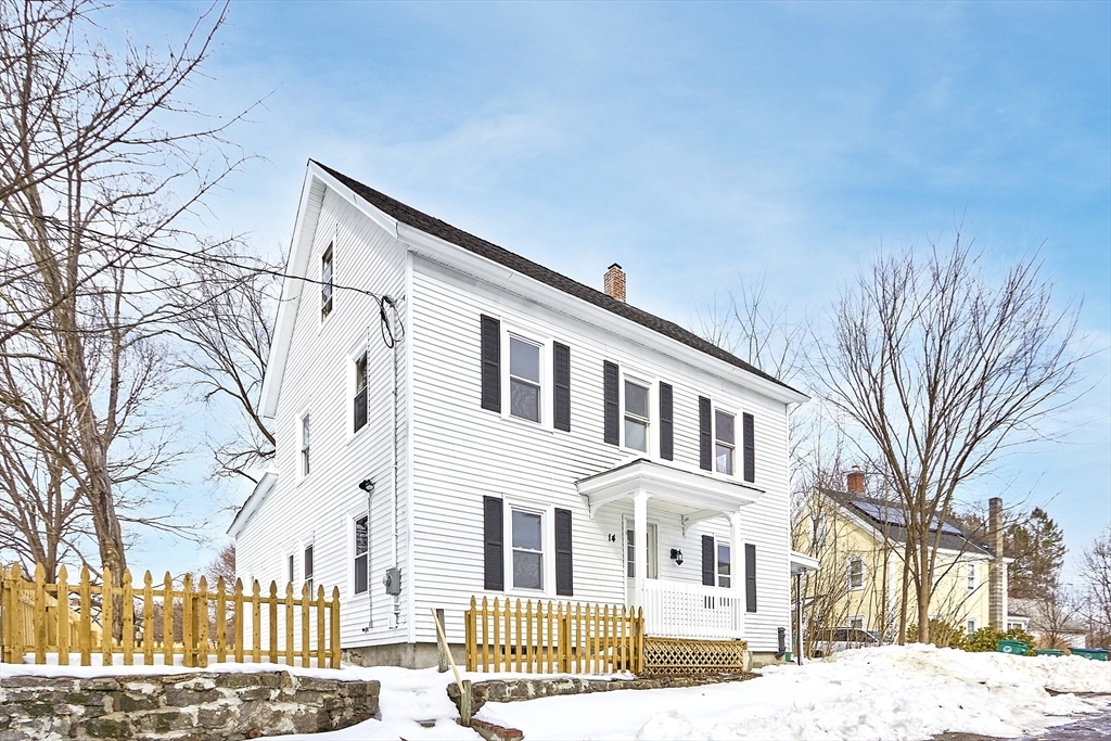 Property Photo:  14 Cabot Street  MA 01420 