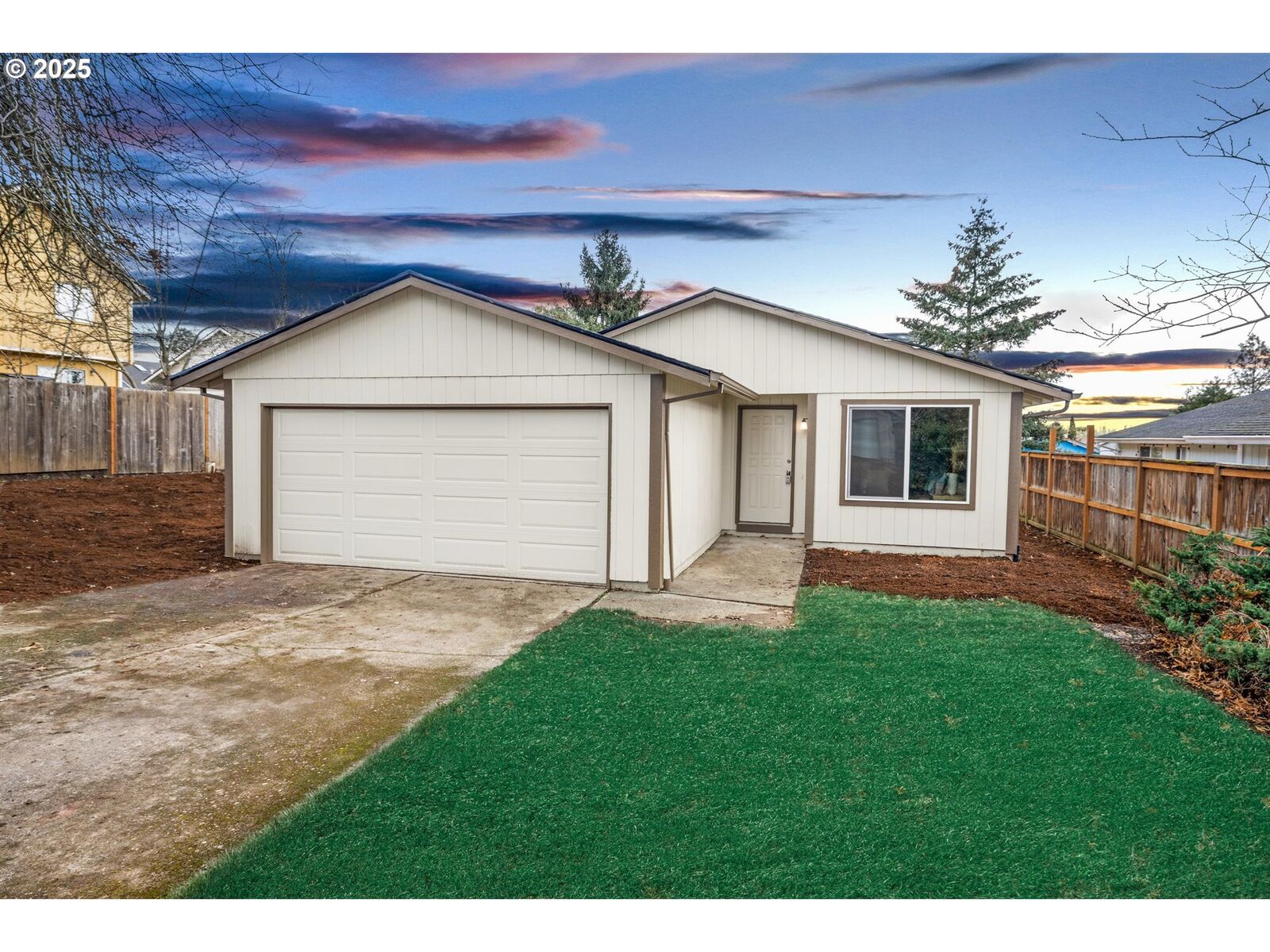 Property Photo: 394 NW 180th Ave OR 97006