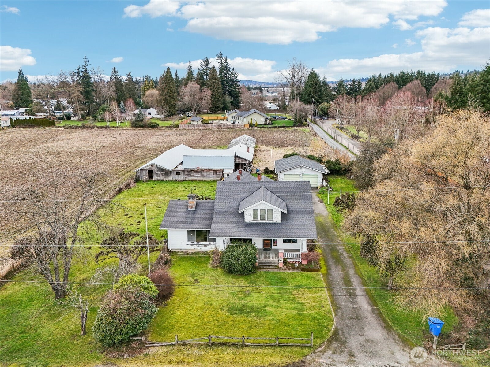 Property Photo:  7103  56th Street E  WA 98371 