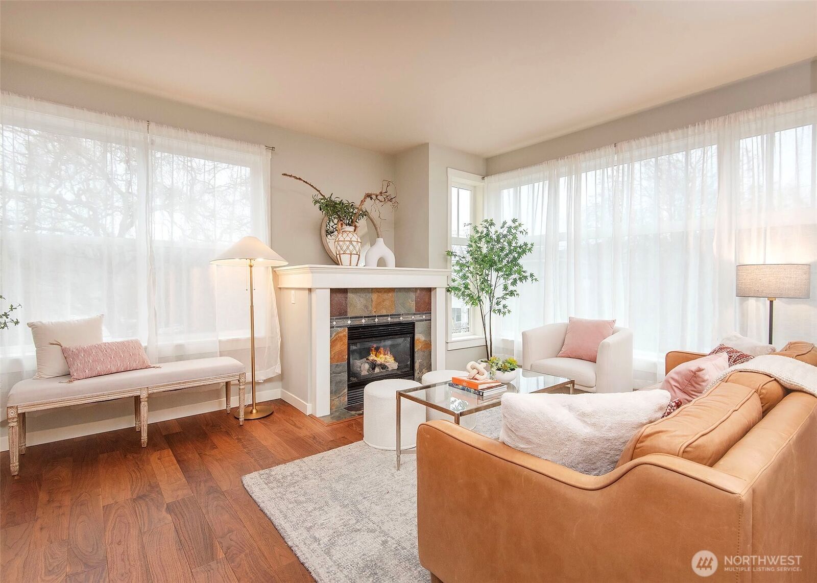 Property Photo:  2901 NE Blakeley Street 305  WA 98105 
