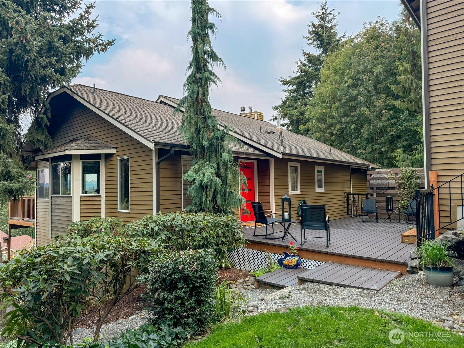 709  22nd Street SW  Puyallup WA 98371 photo