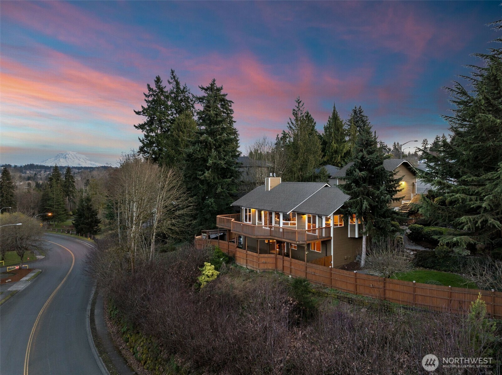 709  22nd Street SW  Puyallup WA 98371 photo