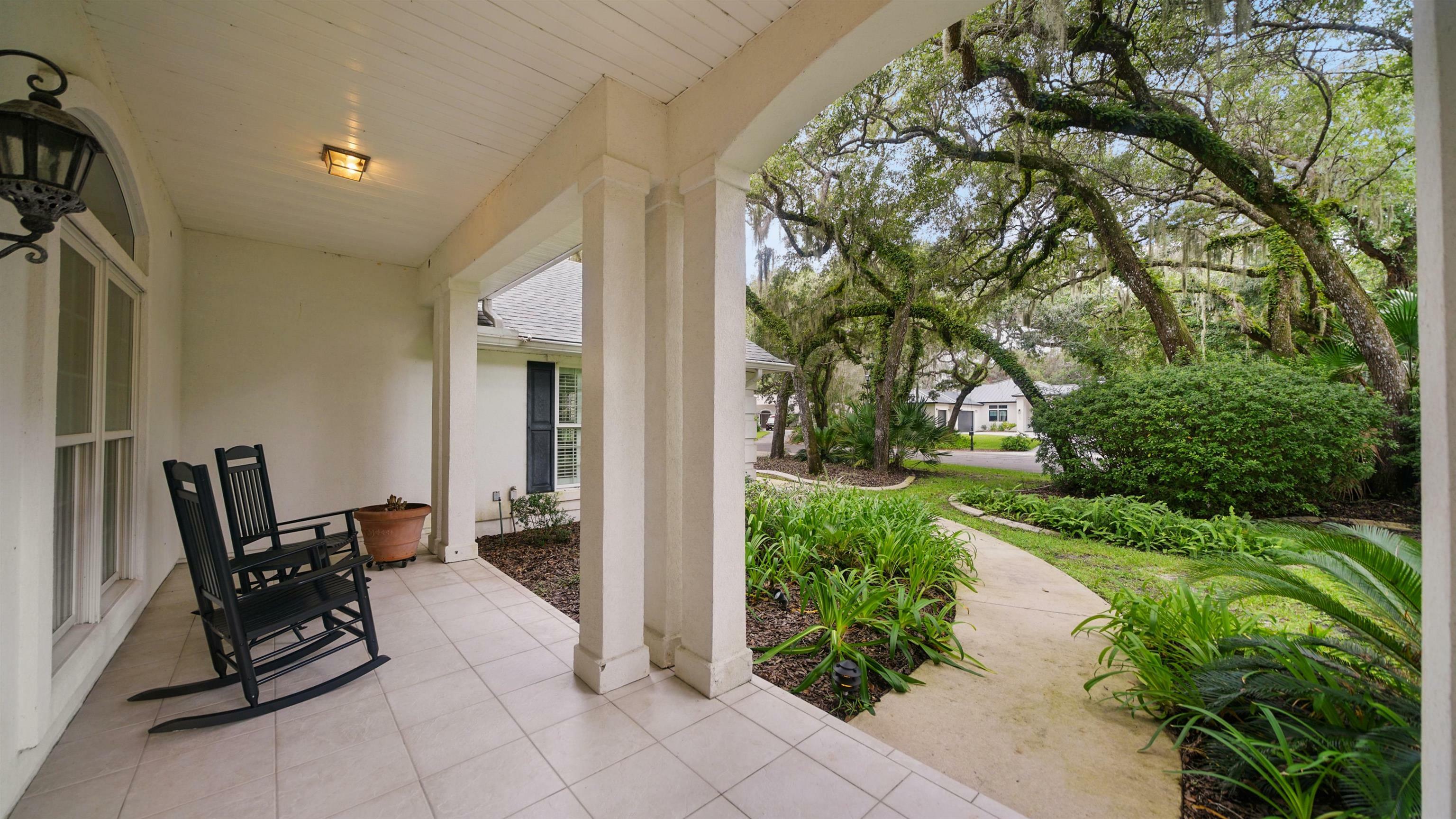 Property Photo: 132 Island Hammock Way FL 32080