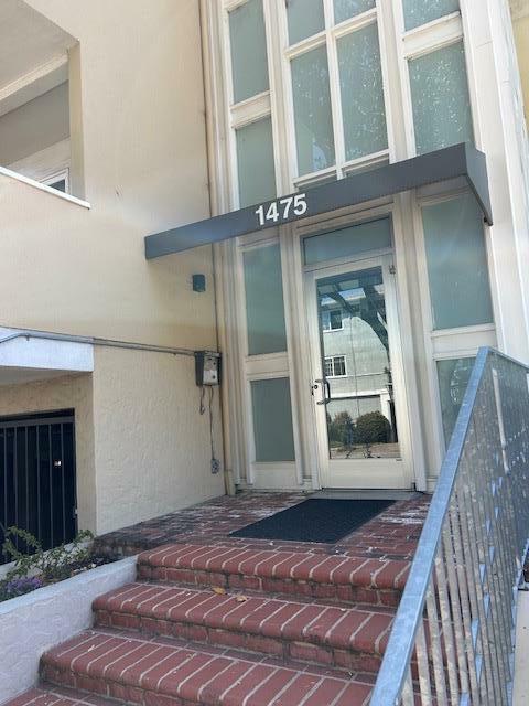 Property Photo:  1475 Lincoln Avenue 8  CA 94010 