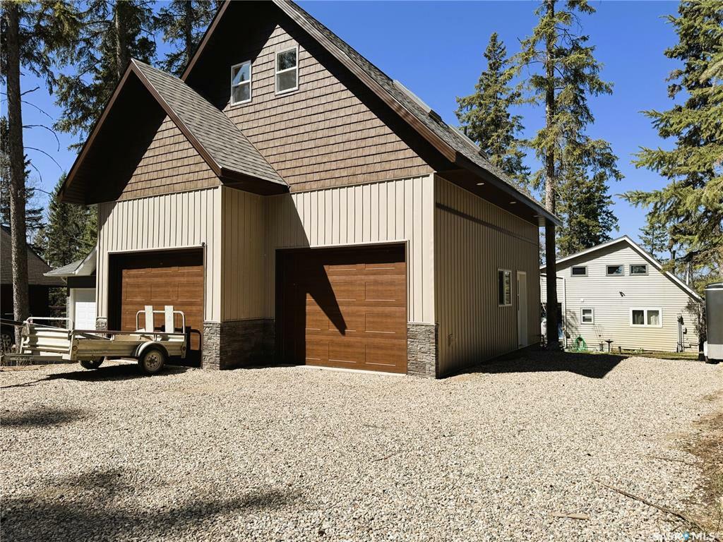 Property Photo:  152 Lakeshore Court  SK S0J 2G0 