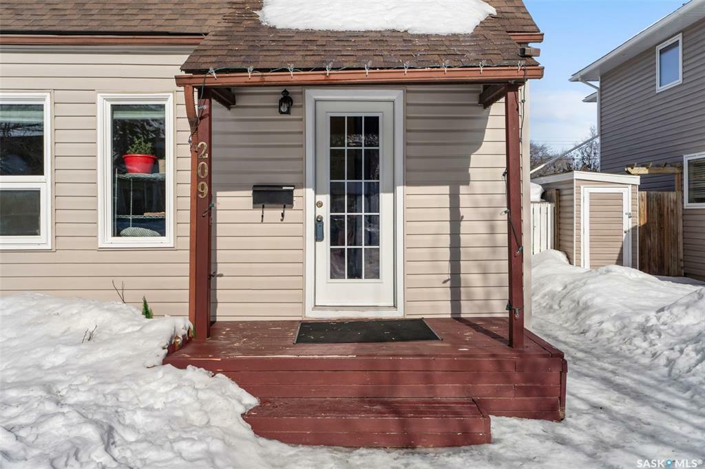 Property Photo:  209 Adelaide Street E  SK S7J 0H5 