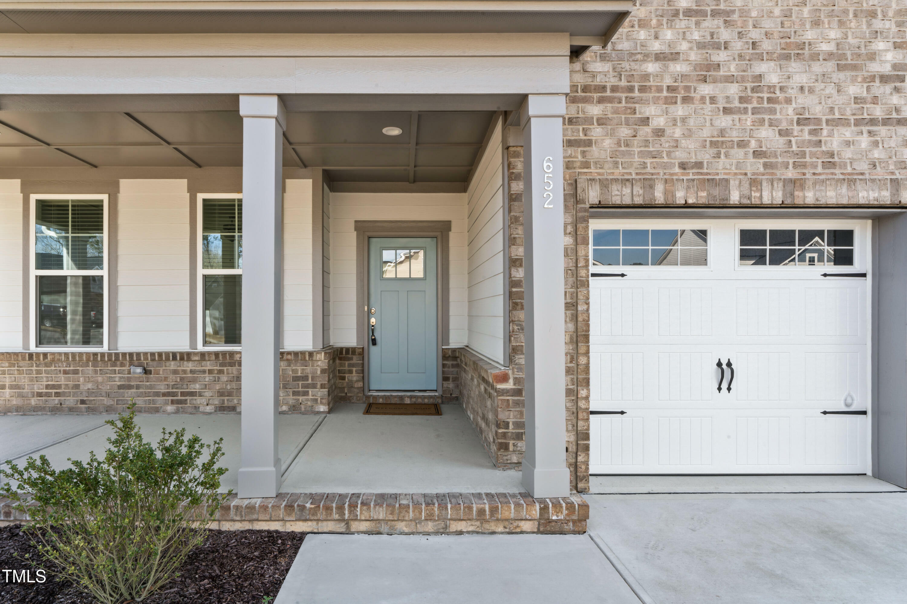 Property Photo: 652 Marion Hills Way NC 27545