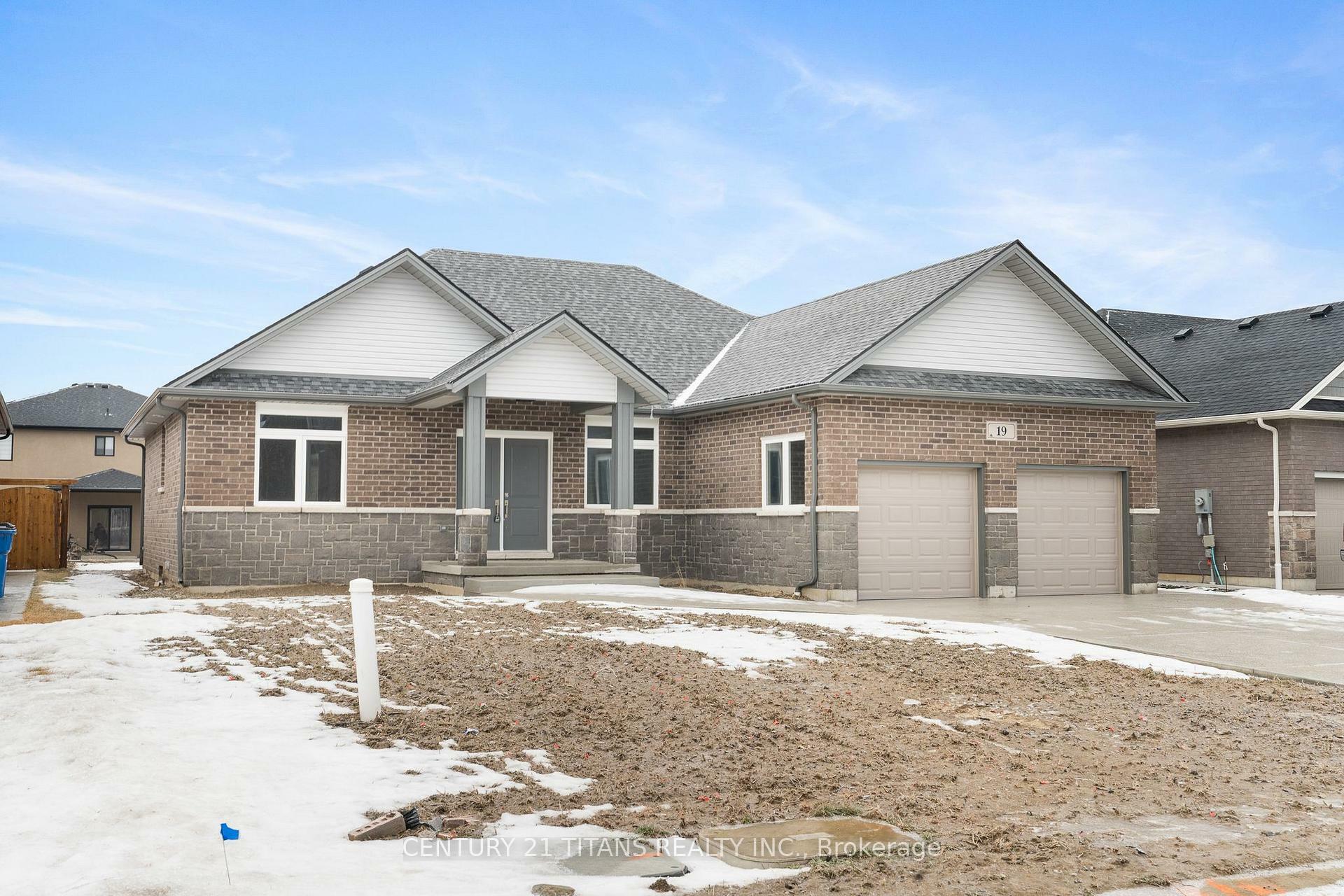 Property Photo: 19 Tracy Dr ON N7M 6G2