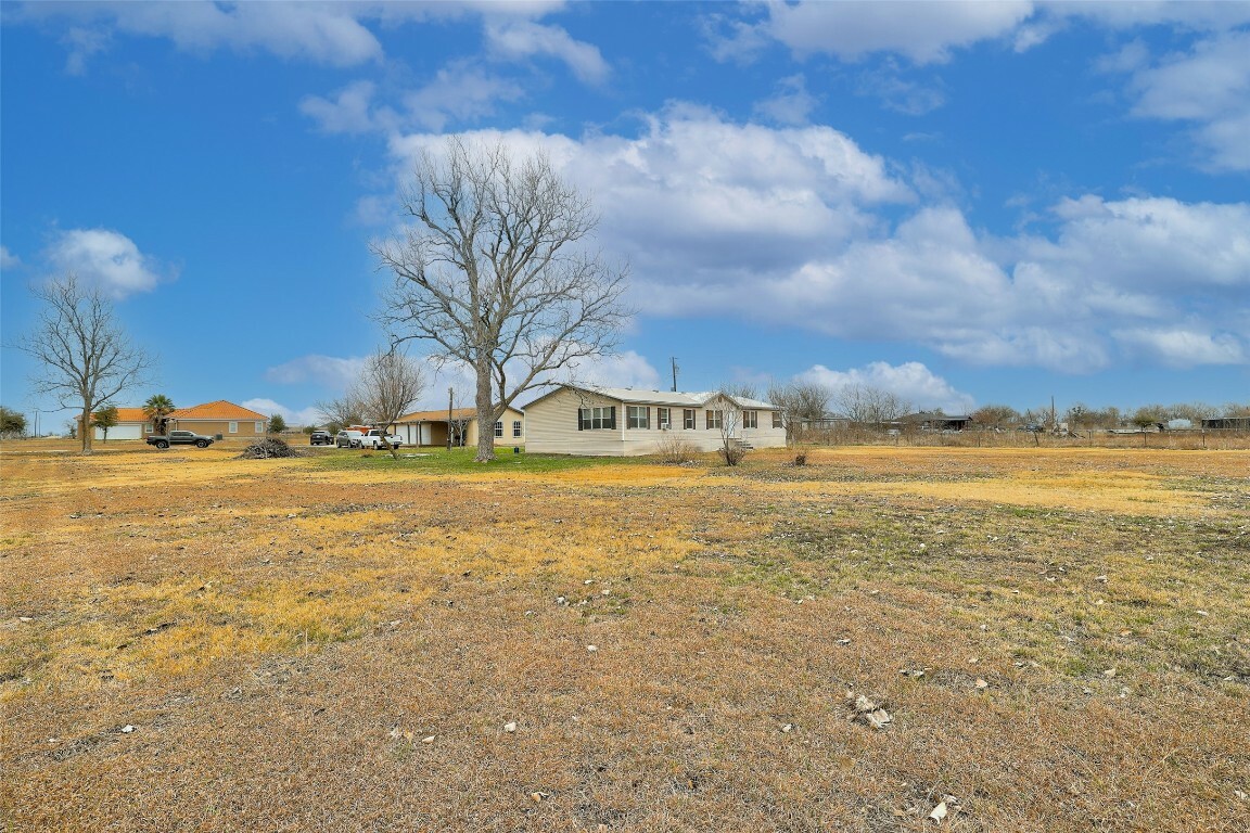 Property Photo:  50 Regina Drive  TX 76574 