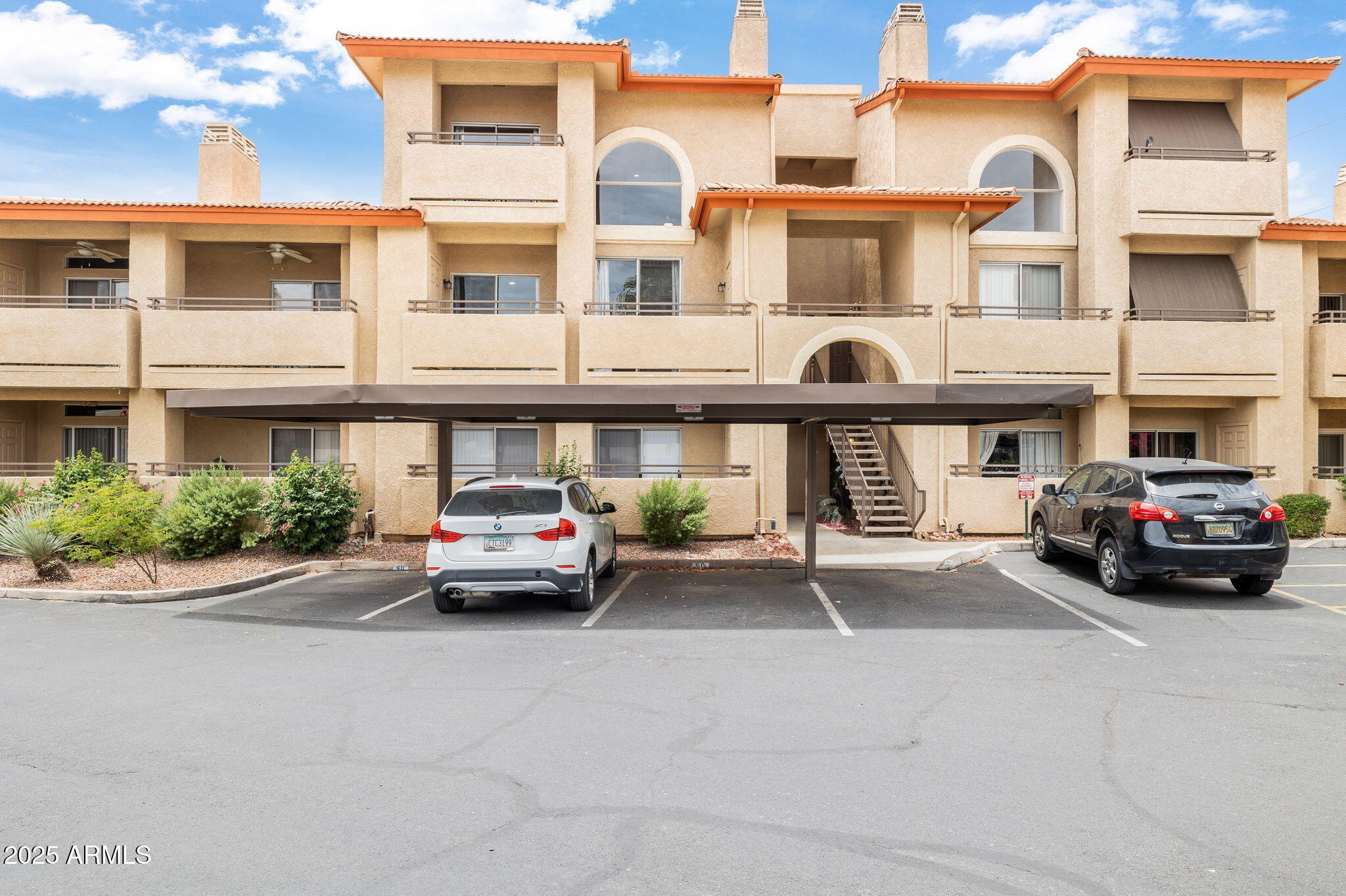 Property Photo: 10410 N Cave Creek Road 2114 AZ 85020