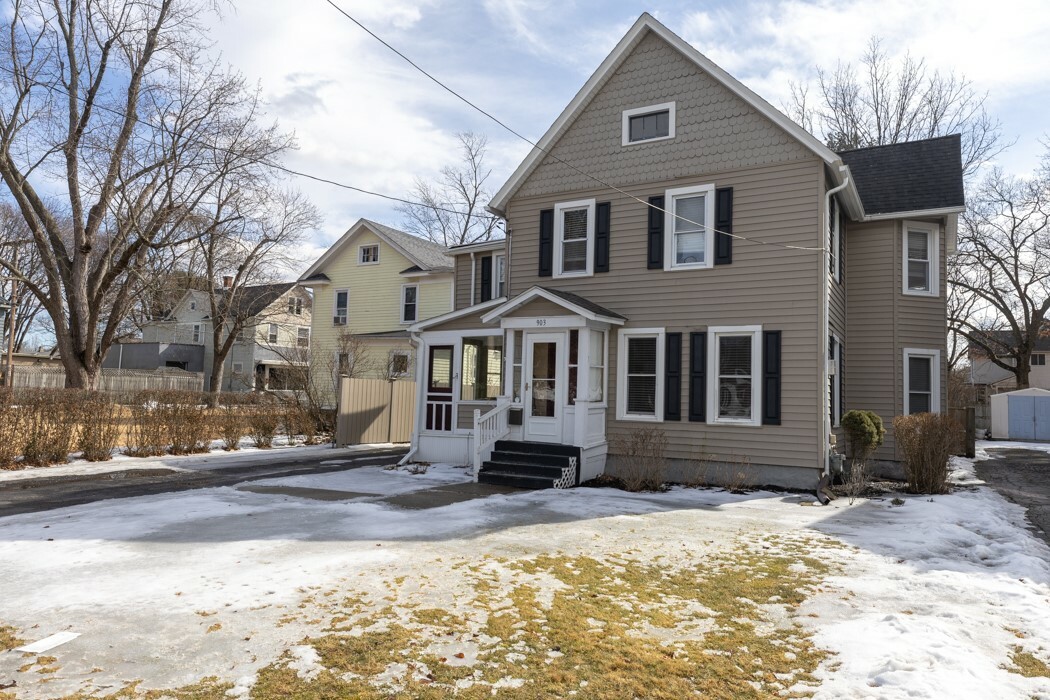 Property Photo: 903 W 1st Street NY 14905