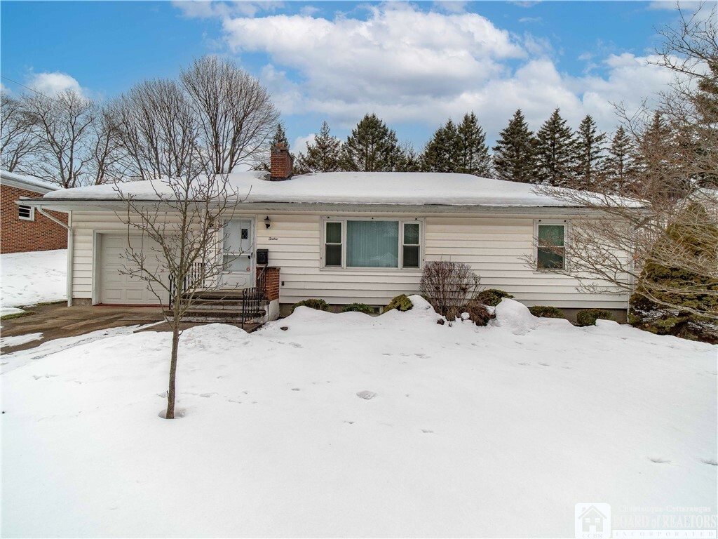 Property Photo:  12 Snell Place  NY 14701 