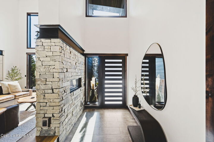 Property Photo:  5714 E Hayden Lake Rd  ID 83835 