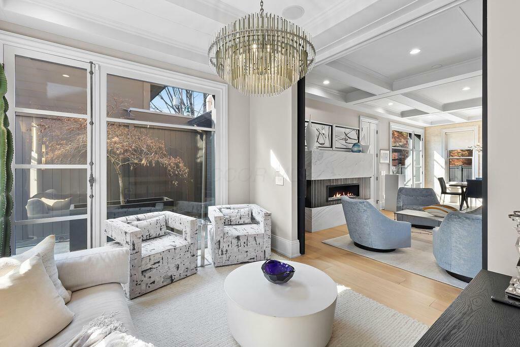 Property Photo:  649 S 5th Street  OH 43206 