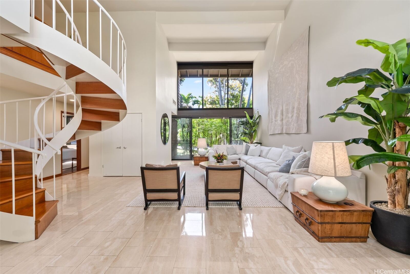Property Photo:  3020 La Pietra Circle 5  HI 96815 