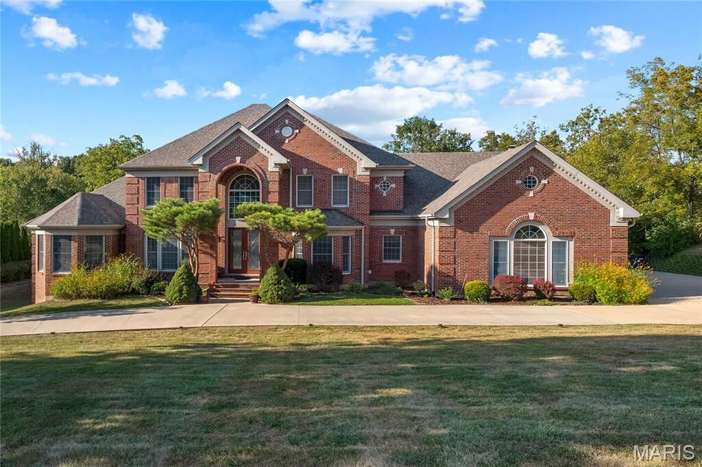 Property Photo: 13031 Pingry Place MO 63131
