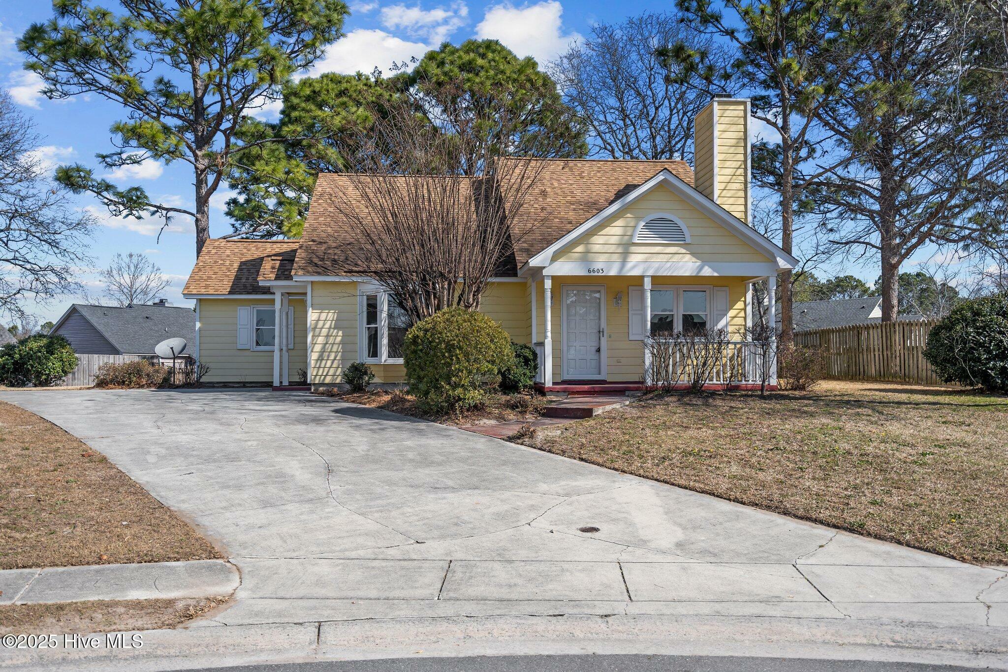 Property Photo:  6603 Lupine Court  NC 28405 