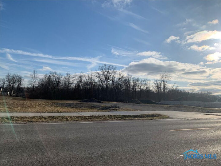 Property Photo:  575 Cleveland Avenue  OH 43512 