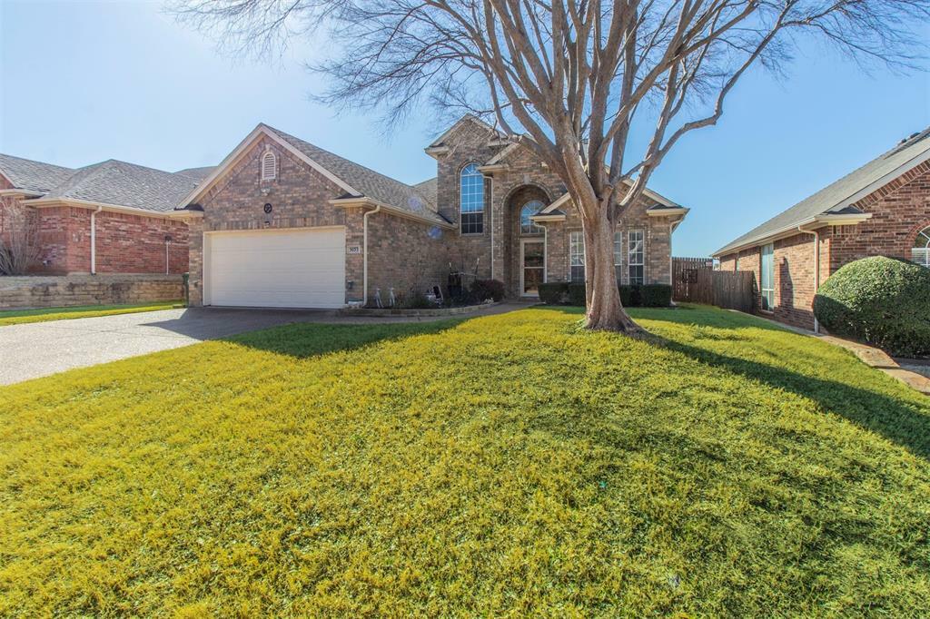 Property Photo: 5033 Southpoint Drive TX 76017