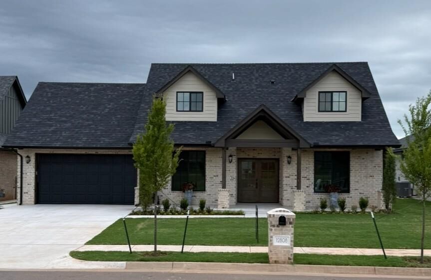 Property Photo:  12808 Cobblestone Curve Road  OK 73142 