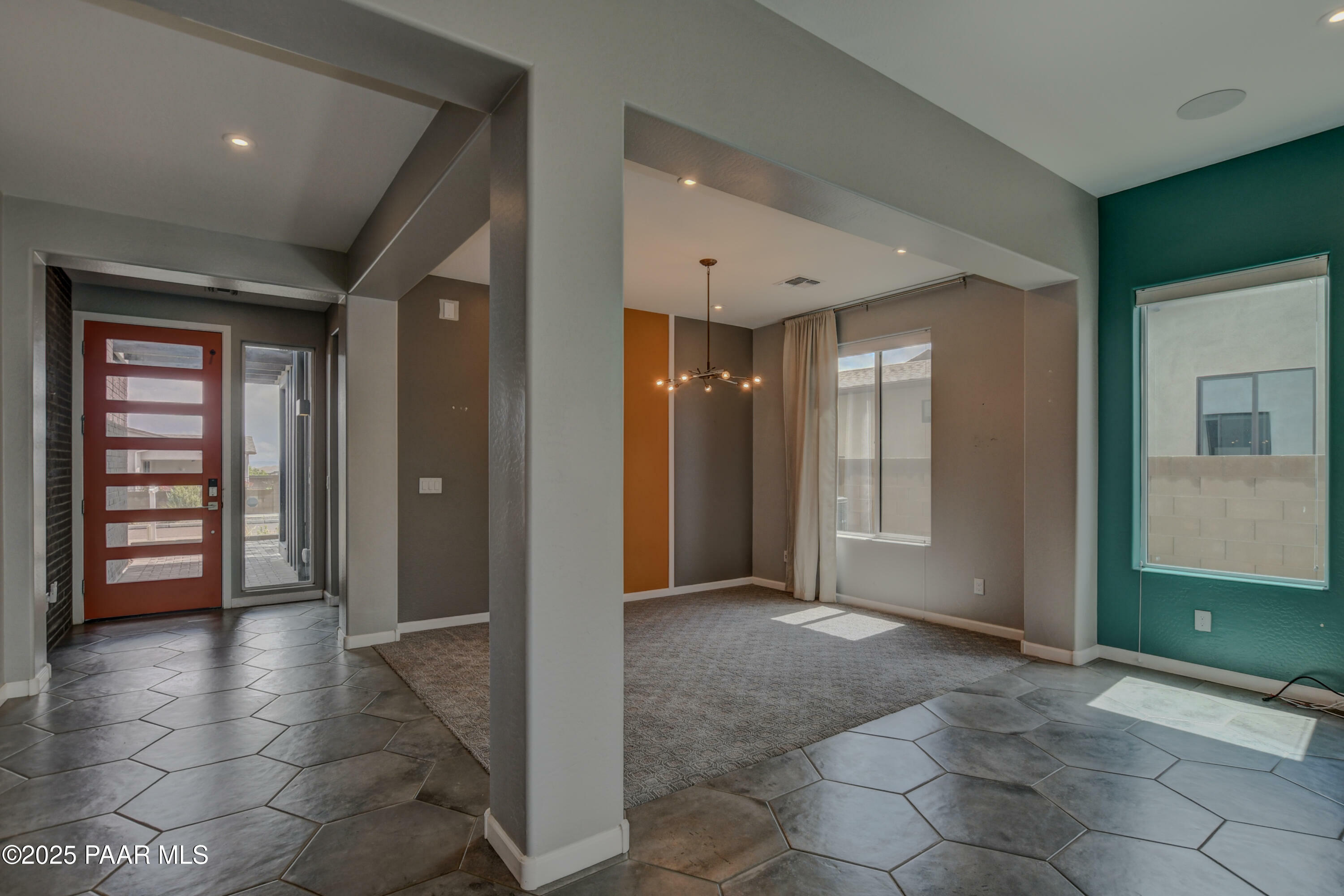 Property Photo: 5393 Crescent Edge Drive AZ 86301