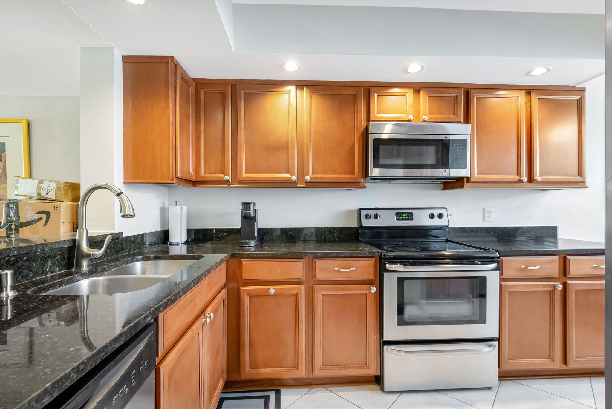 Property Photo: 624 NE 20th Lane FL 33435