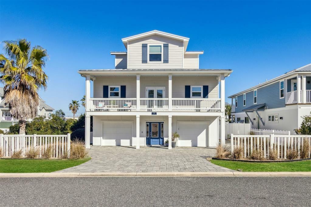 Property Photo: 738 Kingfisher Way FL 32034