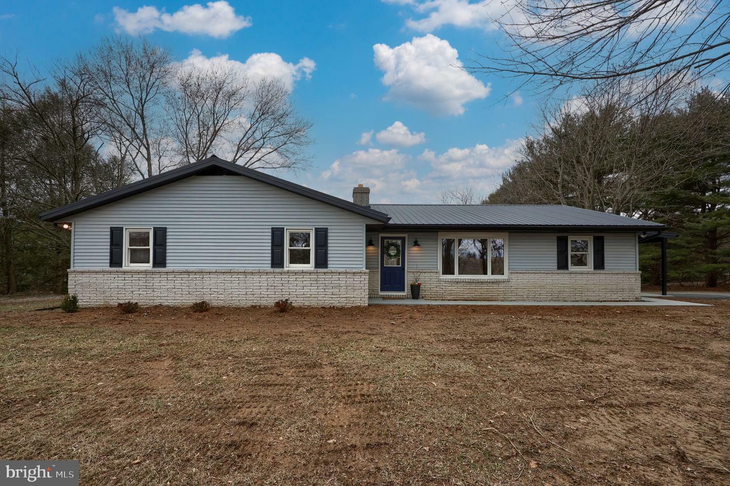 Property Photo:  363 Lay Road  PA 17314 