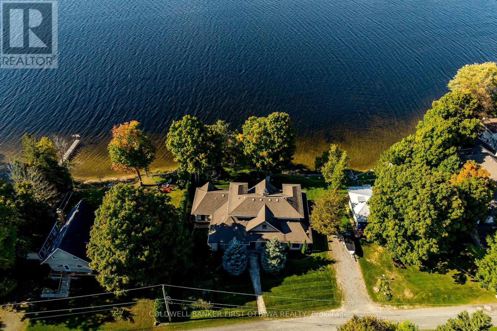 Property Photo: 125 & 126 Munro Lane ON K7C 3P2