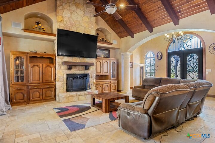 Property Photo:  220 Gabriel Woods Drive  TX 78633 