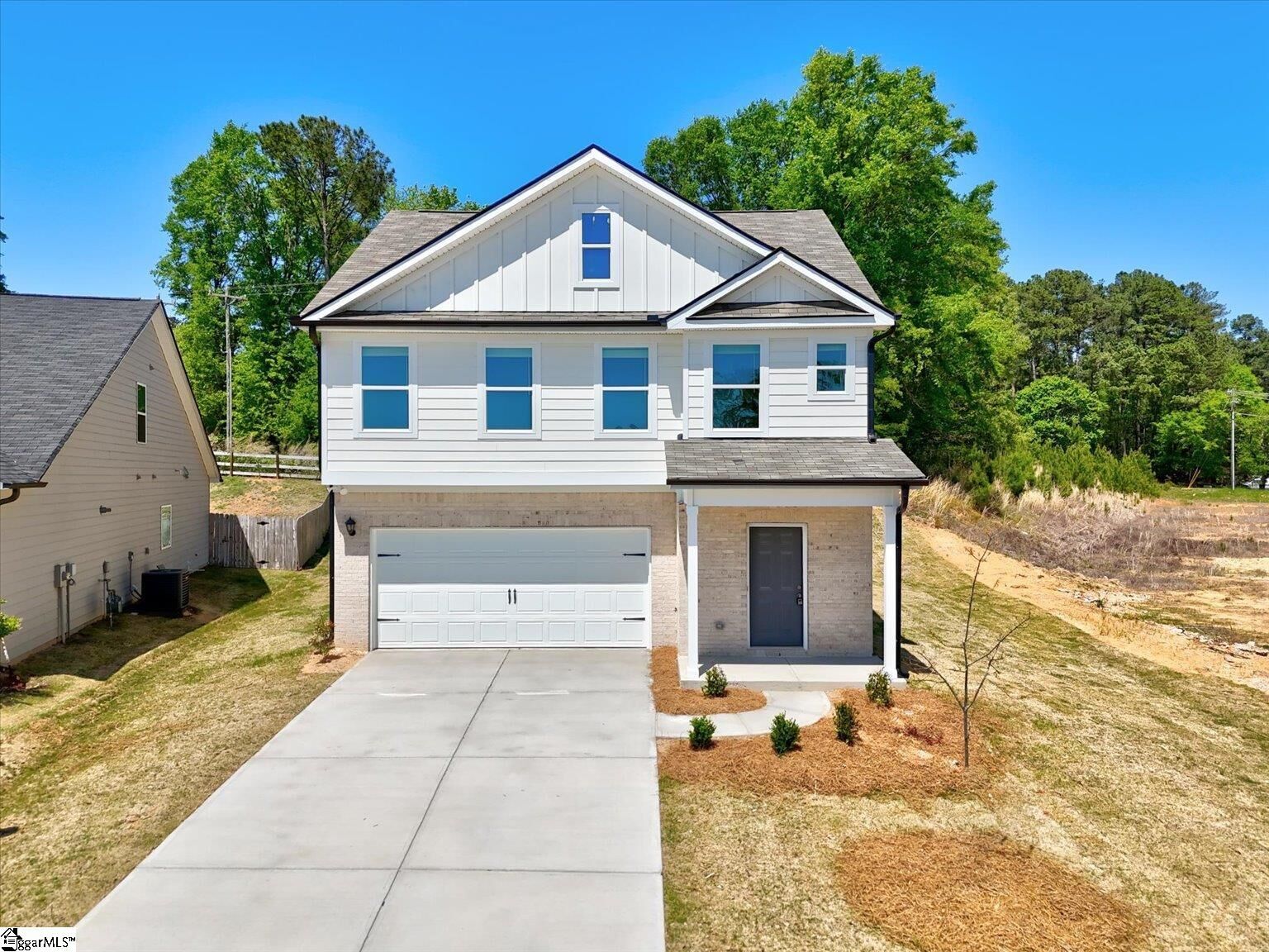 Property Photo: 1165 Denington Drive SC 29307