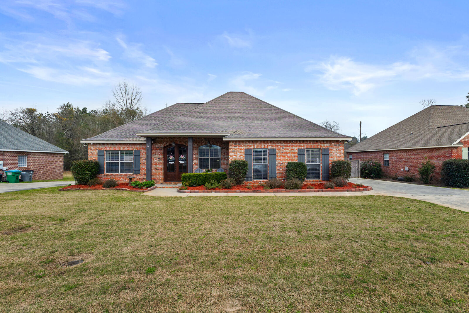 Property Photo:  32 Sunline Dr.  MS 39465 