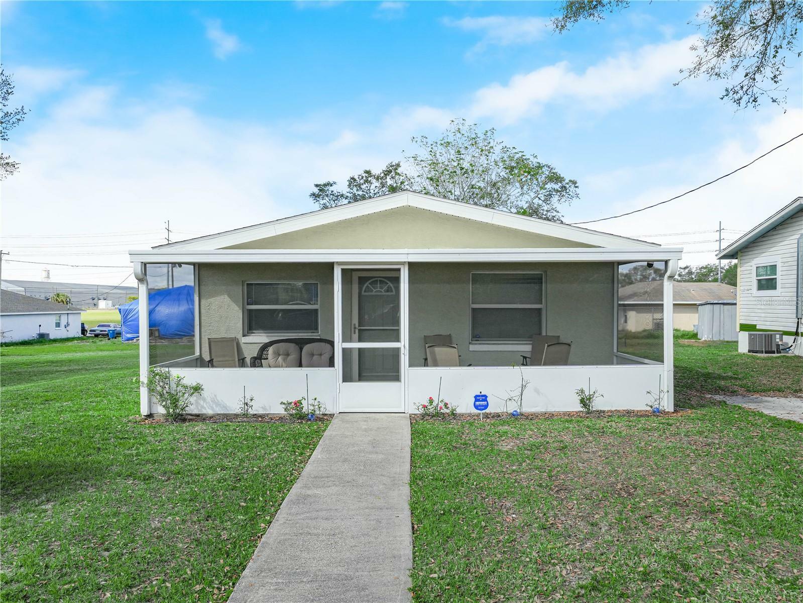 Property Photo:  343 Jewell Street  FL 33853 