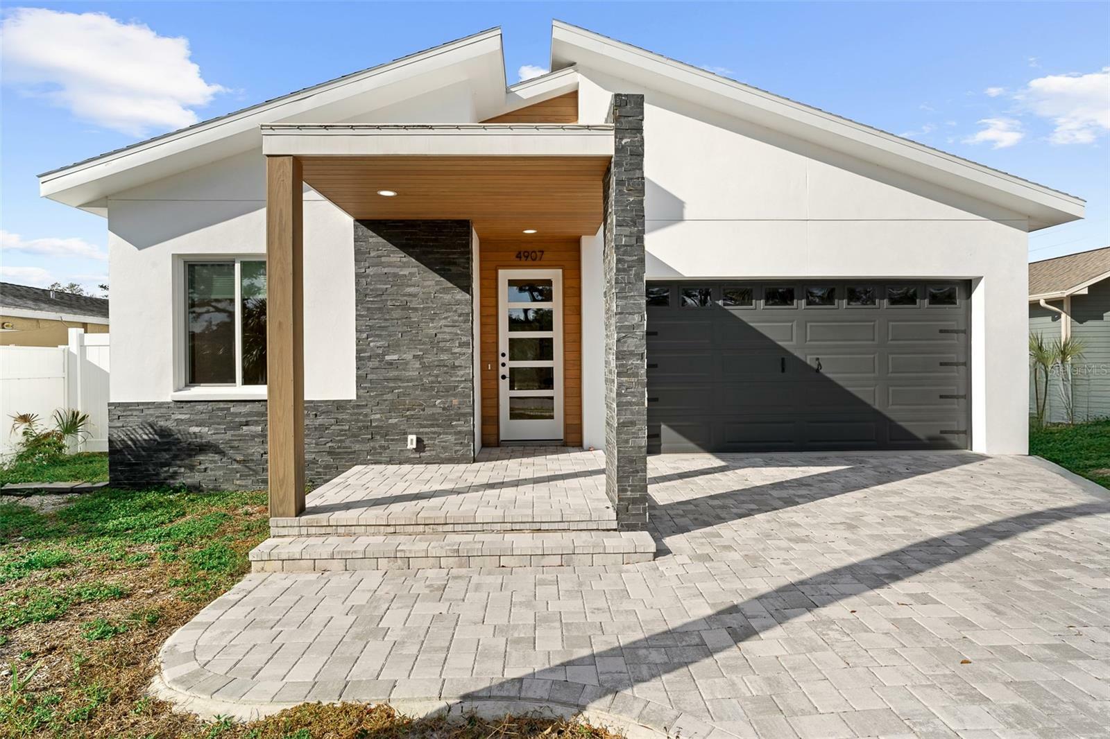 4907 15th Avenue N  St Petersburg FL 33710 photo