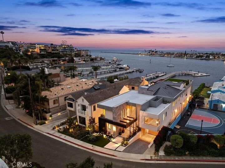 2201 Bayside Drive  Corona Del Mar CA 92625 photo