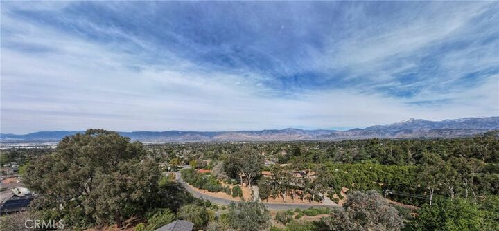 Property Photo: 1227 Mira Monte Drive CA 92373