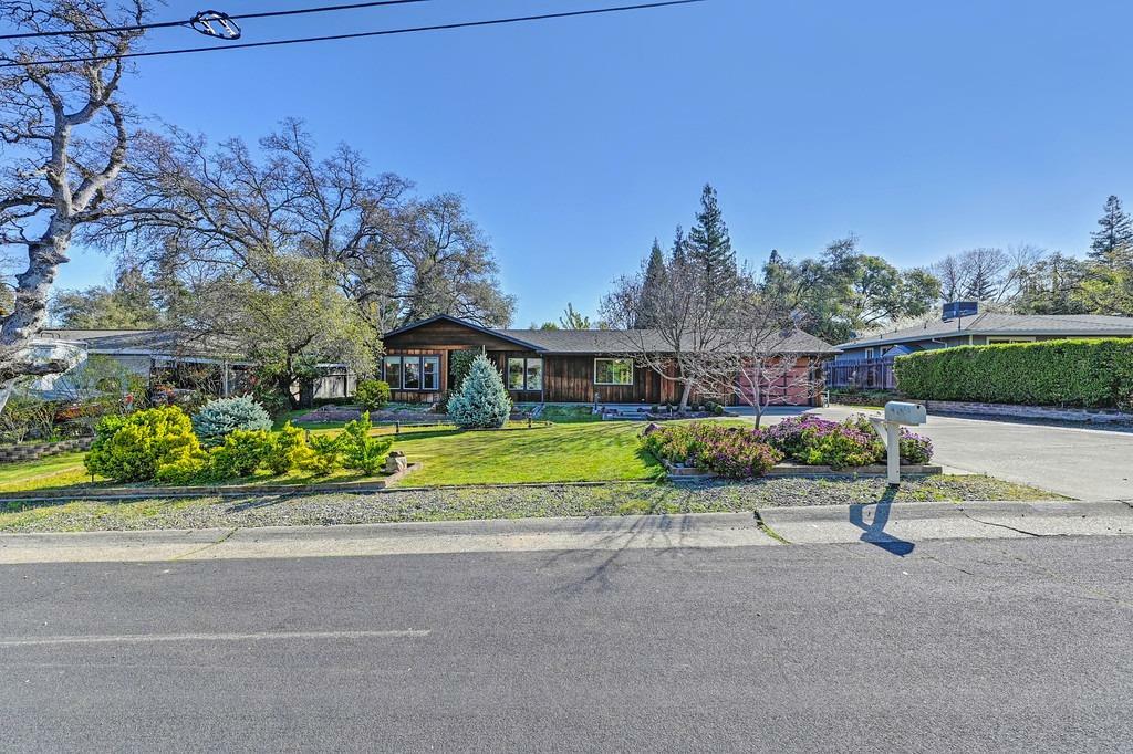 Property Photo: 8237 E Granite Drive CA 95746