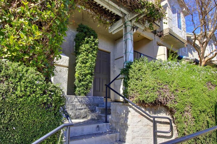 4 Park River Oak Court  Sacramento CA 95831 photo