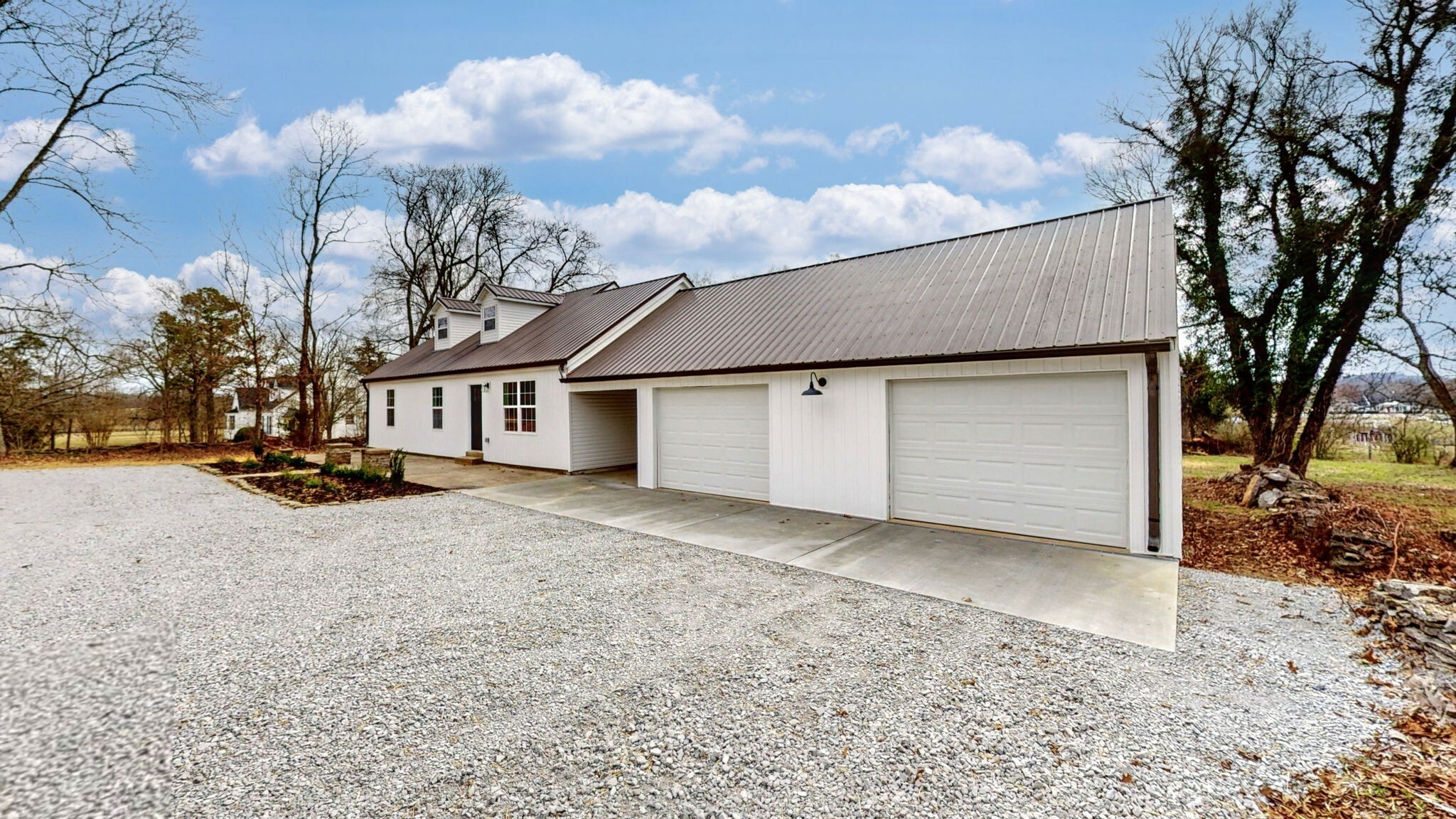 Property Photo:  1710 Wartrace Pike  TN 37160 