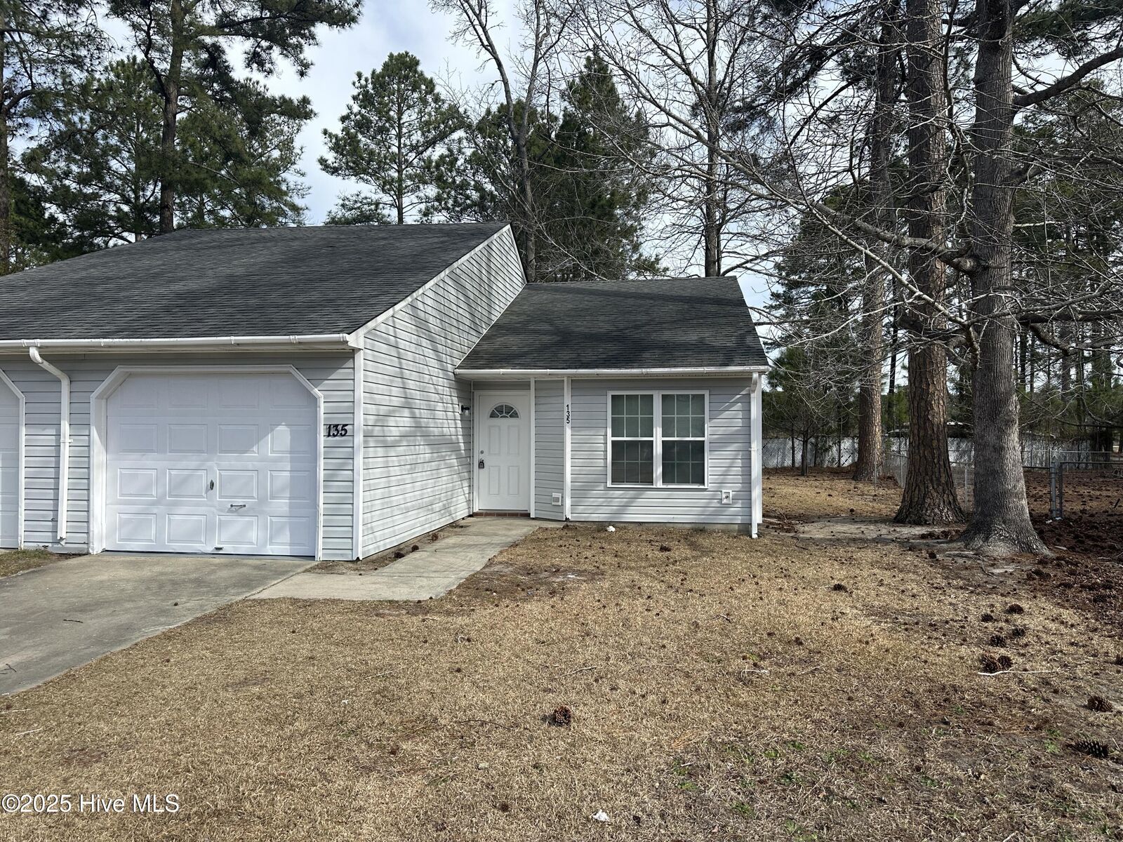 Property Photo:  135 Village Court  NC 28532 