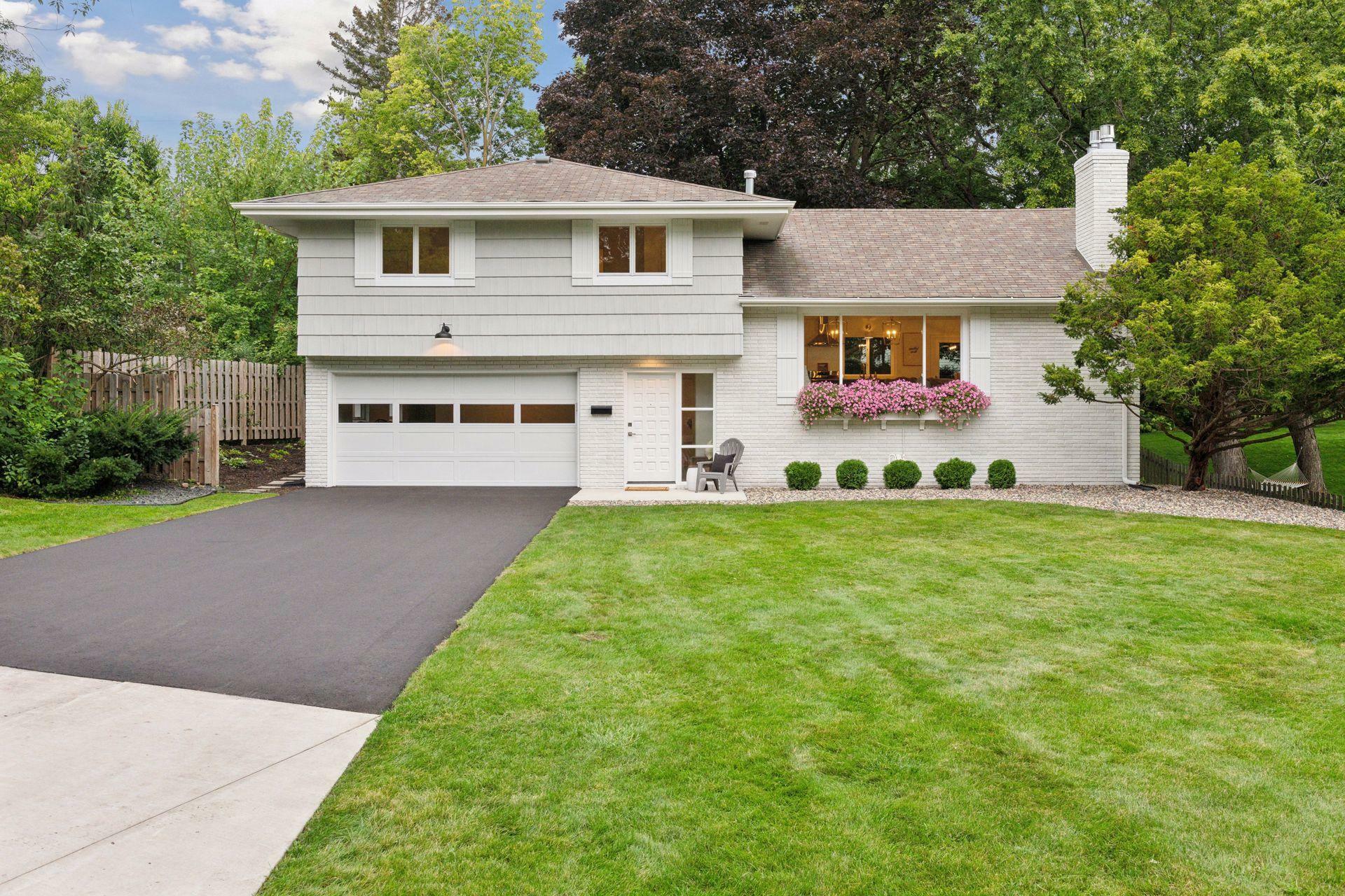 5620 Melody Lake Drive  Edina MN 55436 photo