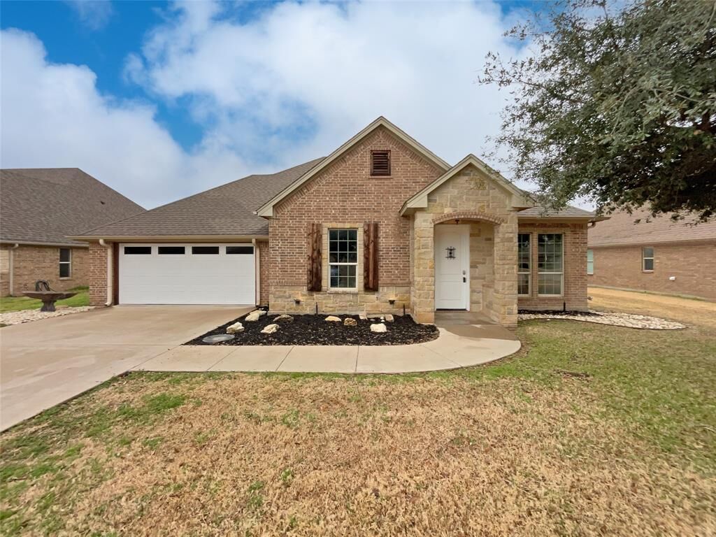 Property Photo:  3228 Ferry Boat Lane  TX 76049 