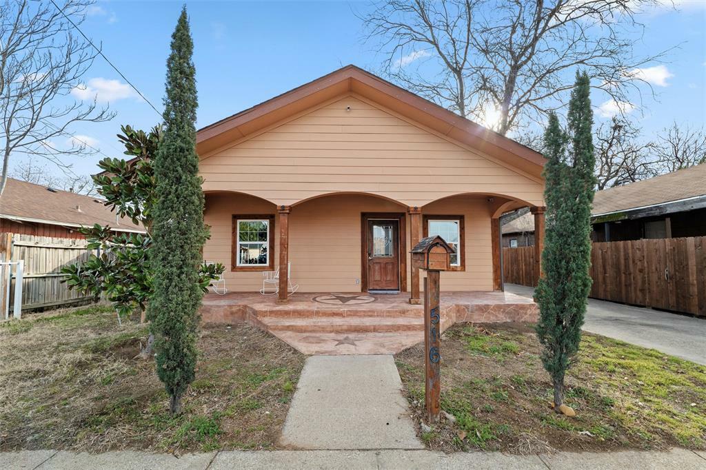 516 N Riverside Drive  Fort Worth TX 76111 photo