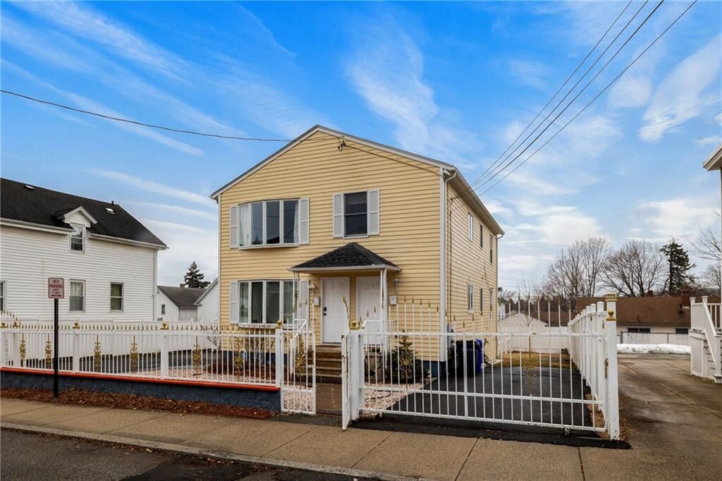 Property Photo:  84 Gray Street  RI 02908 
