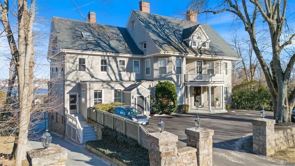360 Gibbs Avenue 6  Newport RI 02840 photo