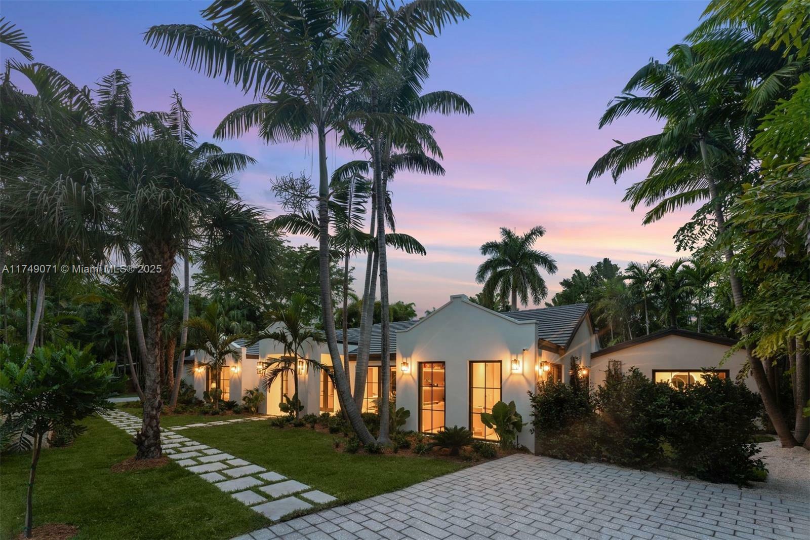 Property Photo: 3883 Wood Ave FL 33133