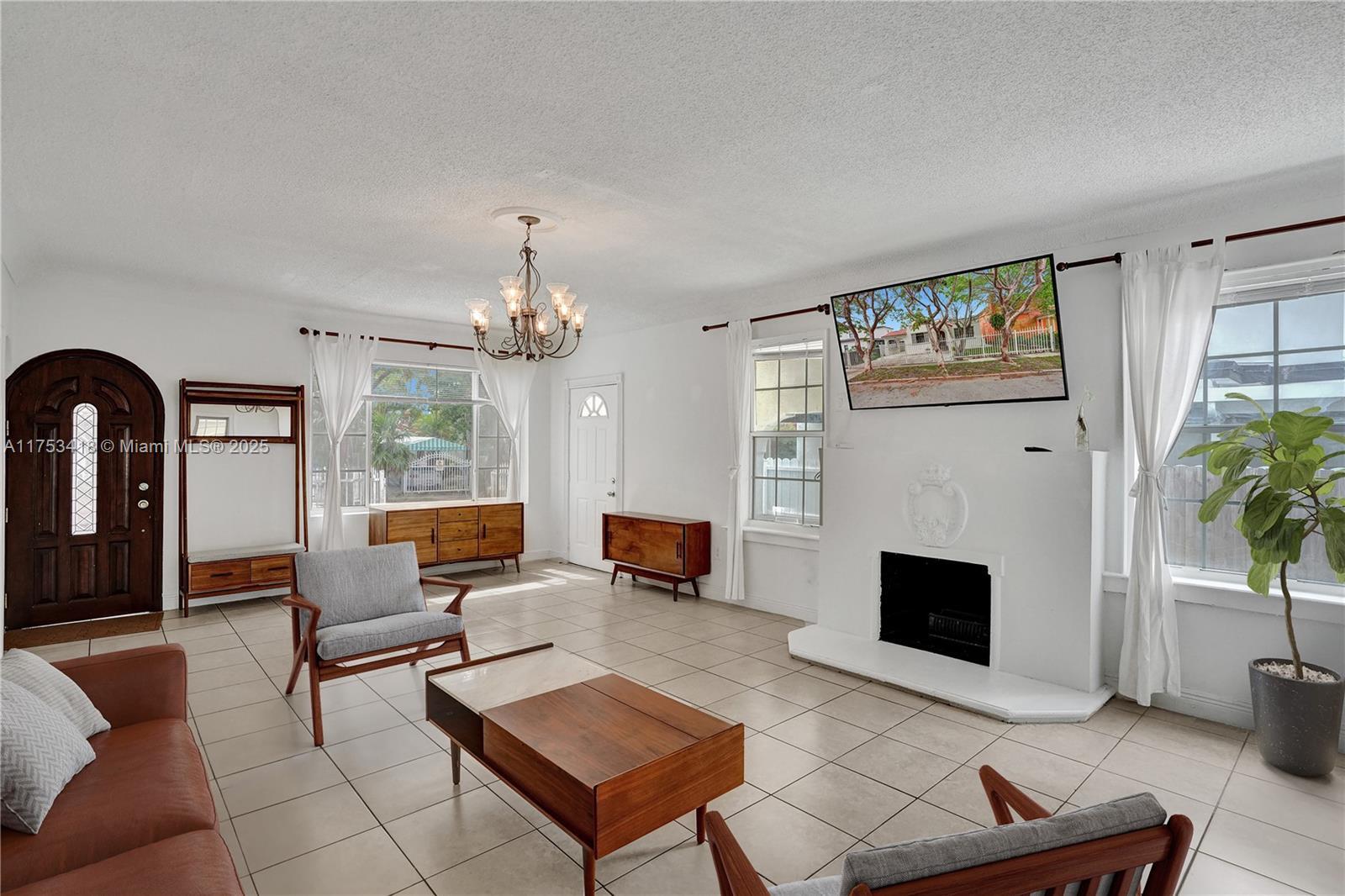 Property Photo: 1785 SW 10 St FL 33135