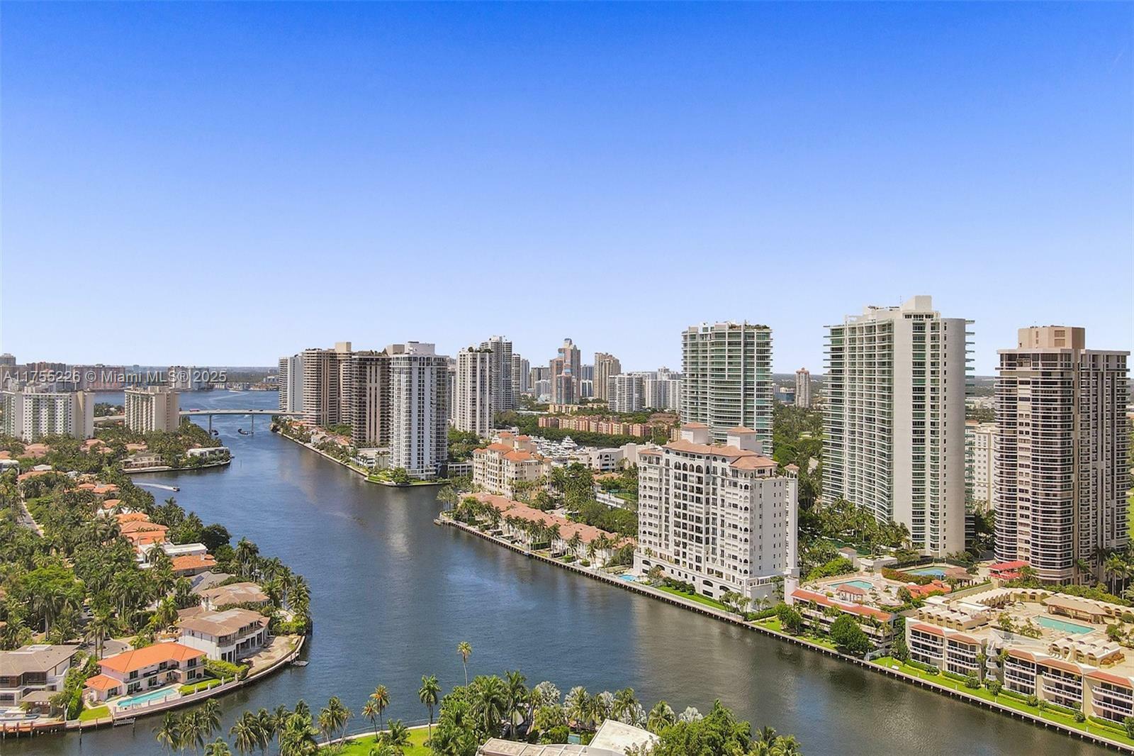 Property Photo: 20185 E Country Club Dr 1109 FL 33180