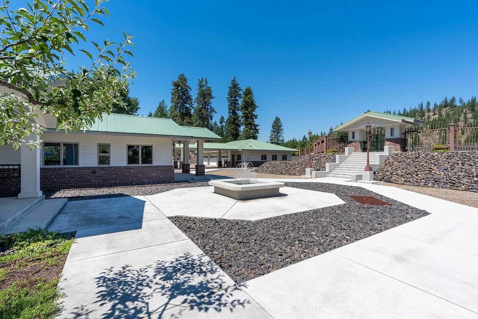 Property Photo: 111 Greggs Rd WA 99156