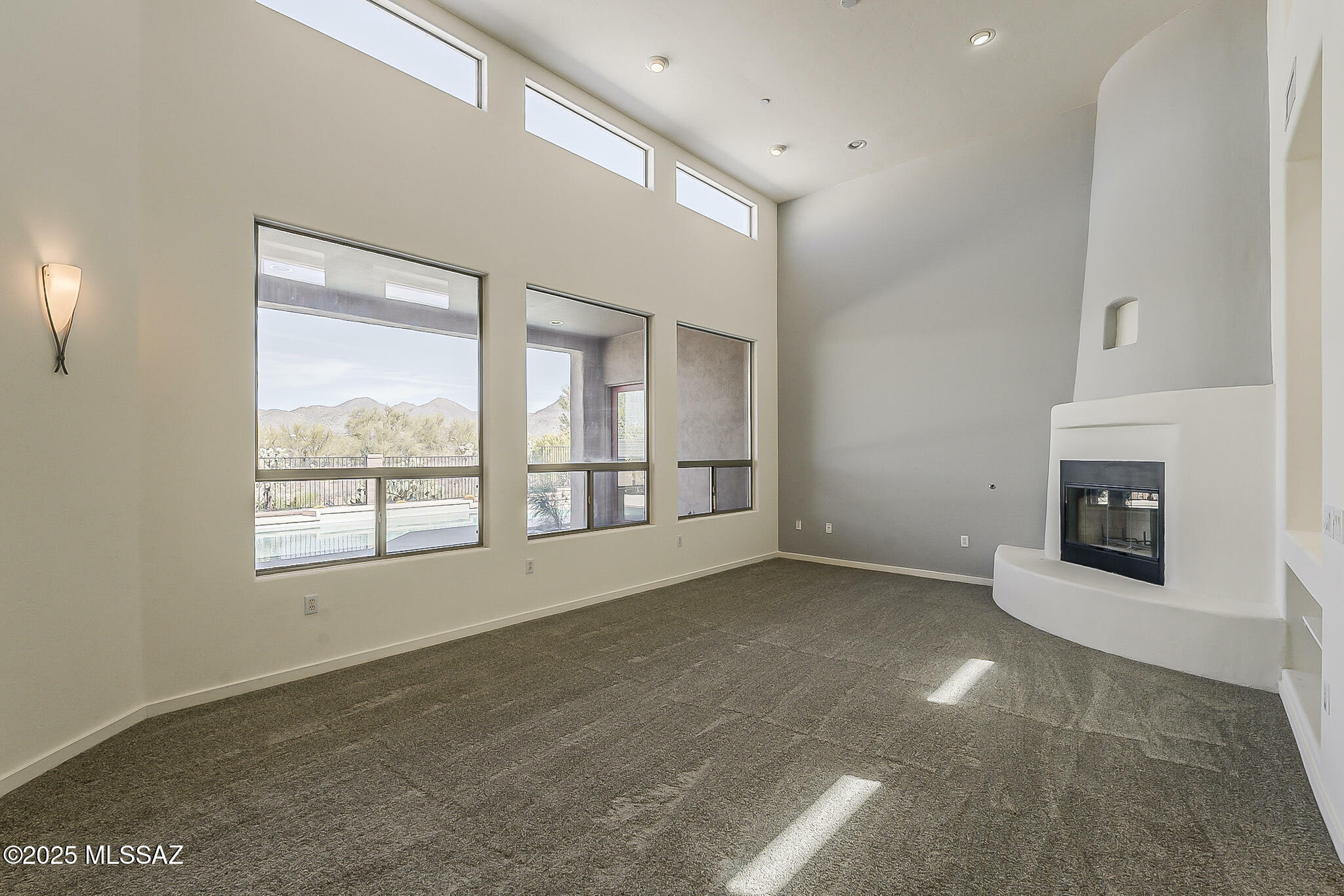 Property Photo: 12373 N Fallen Shadows Drive AZ 85658